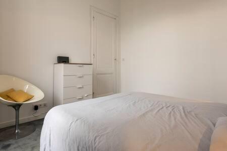 Charmant T2 Place De Lerme Bordeaux Eksteriør billede